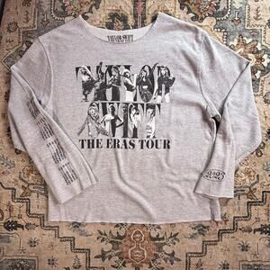 Taylor Swift Eras Tour Cropped Sweatshirt Off the Shoulder 2023 Pullover Large